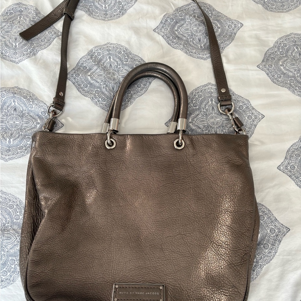 Marc Jacobs Metallic Leather Tote Bag - Picture 14 of 16